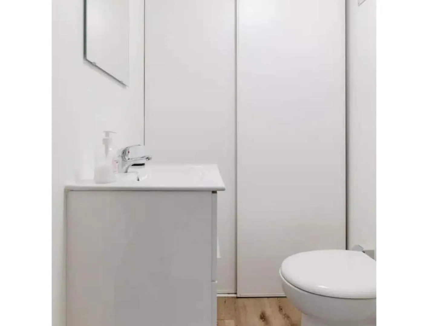 Beautiful Fully Renovated Apartment Brussels 0*,  Belgium
